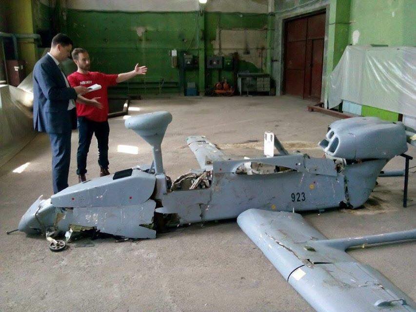 Exclusive Access to the Russian Forpost Drone Shot Down in Ukraine -  bellingcat