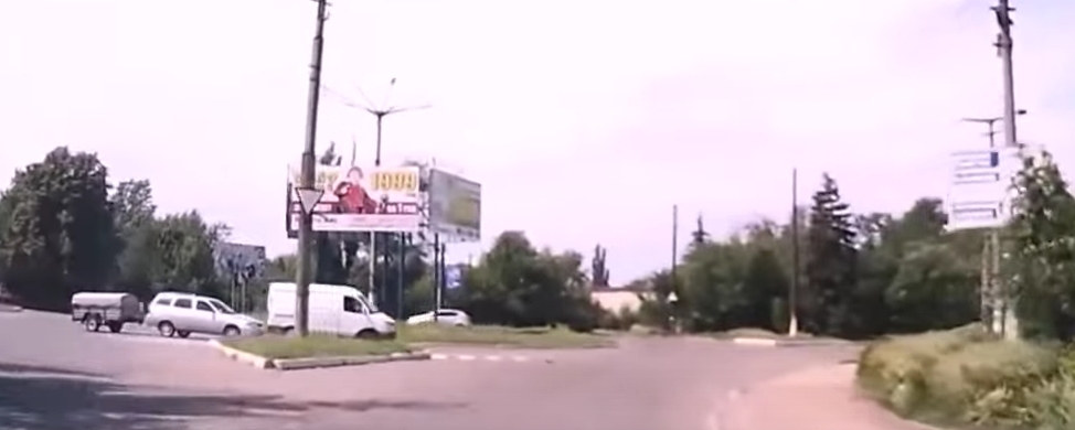 makiivka_roundabout_vid