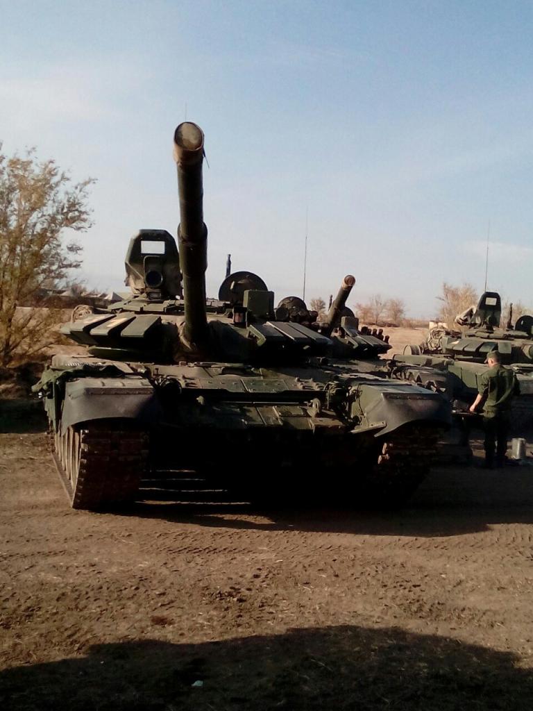 T-72B3 tank numbered 831 with "For Stalin!" on the left side.