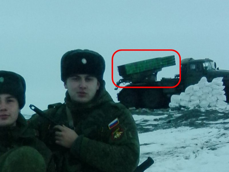 A Grad back in the Murmansk Oblast in Russia has had its missile launcher painted over, likely to hide the white paint used in the Donbass. Archive / Original